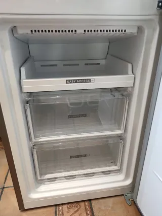 Nevera Whirlpool para piezas o reparar