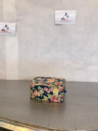 Portagioie vintage con specchio