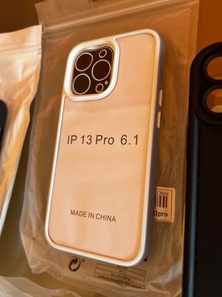 6 Fundas iPhone 13 Pro Nuevas