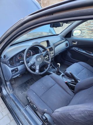 Nissan Almera 2005