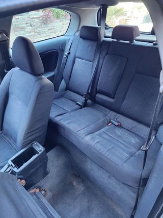 Nissan Almera 2005