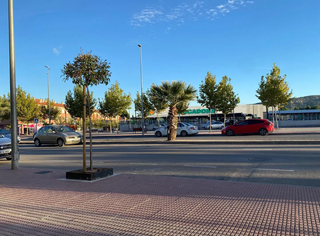 Alquiler de Local frente a nuevo Mercadona