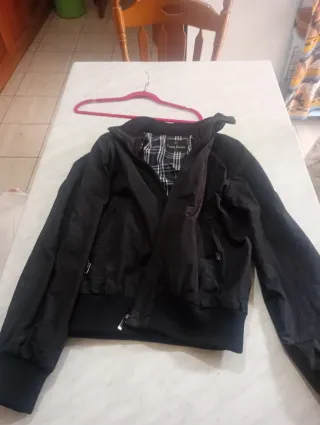 Giubbino idrorepellente nero