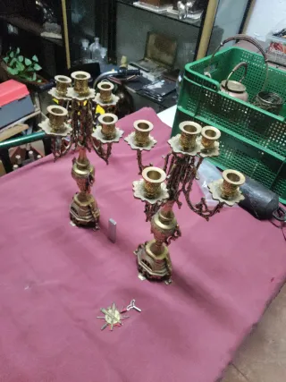 Candelabros antiguos de bronce