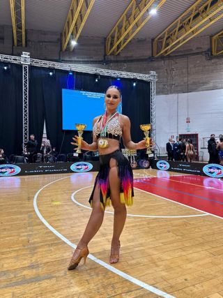 Abitolatino americano  firmato dancedresssardegna