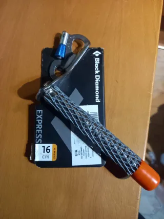 Tornillos Hielo Black Diamond 16cm y 19cm