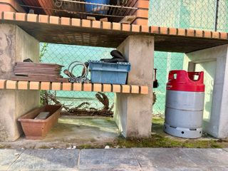 BARBACOA DE LADRILLO Y HORMIGÓN REFRACTARIO