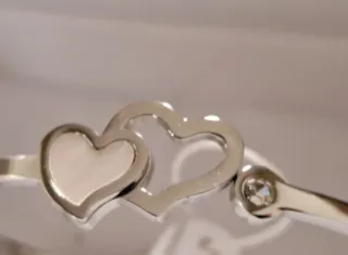 Pulsera Lotus Corazones Plata y Blanco