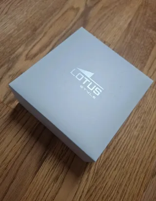 Pulsera Lotus Corazones Plata y Blanco