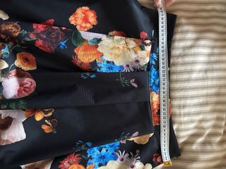 Gonna fantasia floreale taglia M