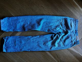 Pantalón vaquero Bershka azul