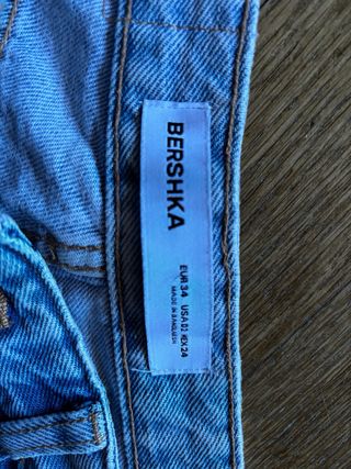 Pantalón vaquero Bershka azul
