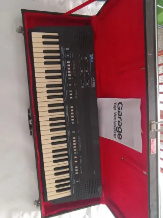 Teclado SIEL MK-900 Estéreo MIDI