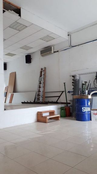 Local comercial en venta en Centre - Colomeres - Rambles en Gavà