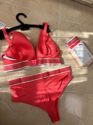 Conjunto deportivo Puma V-Neck Triangle Top