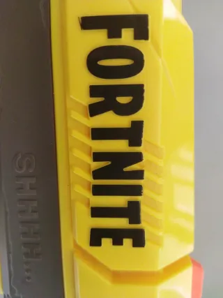Pistola Nerf Fortnite Amarillo