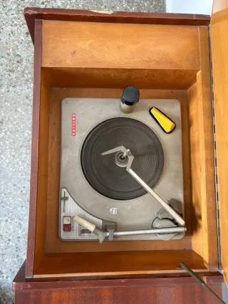 Radio-tocadiscos Philips Vintage