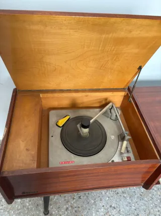 Radio-tocadiscos Philips Vintage