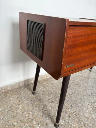 Radio-tocadiscos Philips Vintage