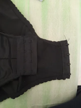Body contenitivo nero pizzo