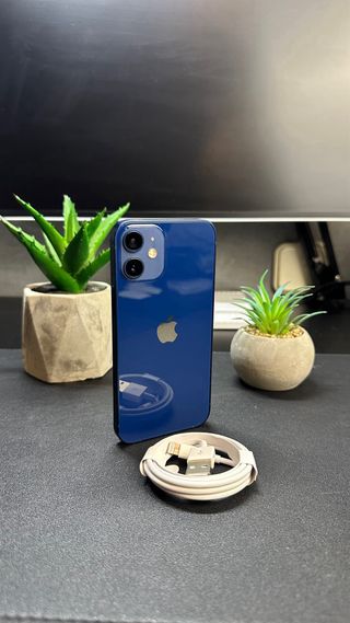 iPhone 12 mini 64GB • Impoluto