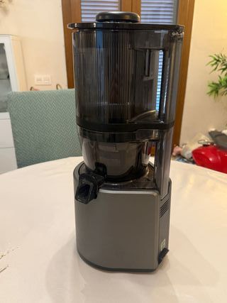Licuadora Hurom (Chef Plus) H-320N Titanio