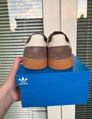 Adidas Balonmano Spezial Earth Strata a estrenar