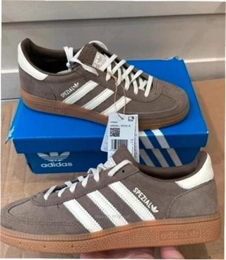 Zapatillas adidas Balonmano Spezial blancas nuevas