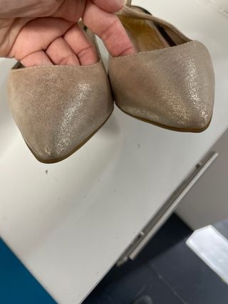 Zapatos Patricia Miller Beige y Dorado