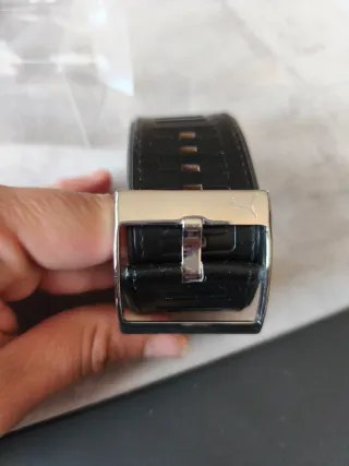 Reloj Puma juvenil blanco y negro