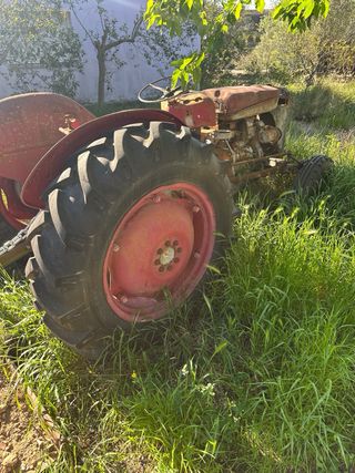Tractor Massey Ferguson 35x