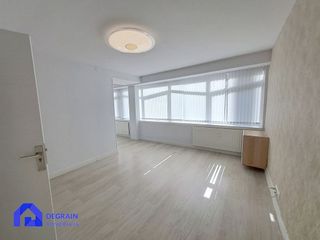 Oficina en alquiler en Centro en Oviedo