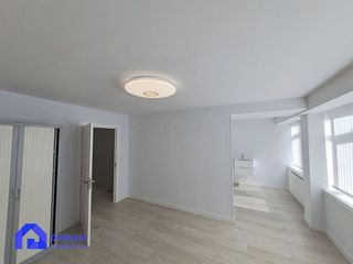 Oficina en alquiler en Centro en Oviedo