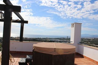 Casa adosada en alquiler en Los Monteros - Bahía de Marbella en Marbella