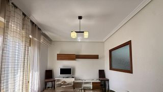 Piso en alquiler en Linares