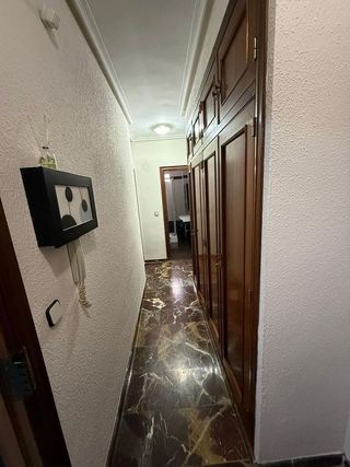 Piso en alquiler en Linares