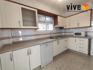 Casa adosada en venta en La Buhaira en Sevilla