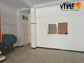 Casa adosada en venta en La Buhaira en Sevilla