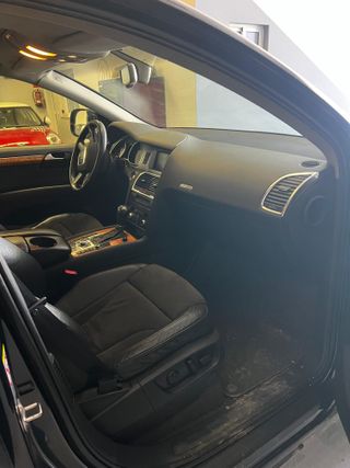 Audi Q7 S-LINE 7 PLAZAS