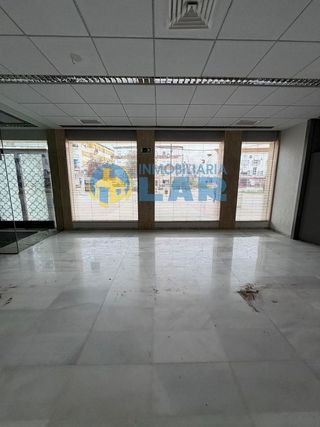 Local comercial en alquiler en Moguer