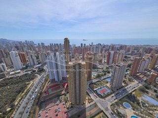 Ático en alquiler en Pueblo Levante en Benidorm