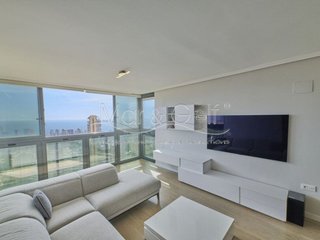 Ático en alquiler en Pueblo Levante en Benidorm