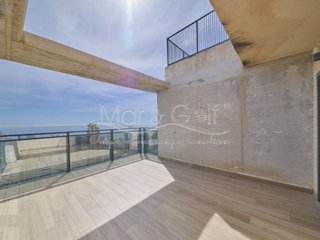 Ático en alquiler en Pueblo Levante en Benidorm