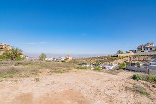 Solar en venta en Zubia (La)