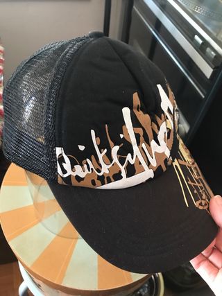 Gorra visera con malla