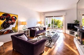 Piso en venta en Puerto Banús en Marbella