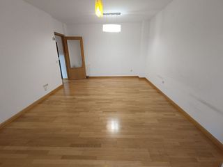 Piso en alquiler en Sanchinarro en Madrid