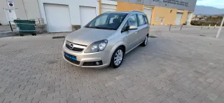 Opel Zafira 2005