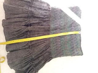 Falda corta italiana verde y marrón.