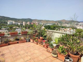 Ático en alquiler en La Teixonera en Barcelona